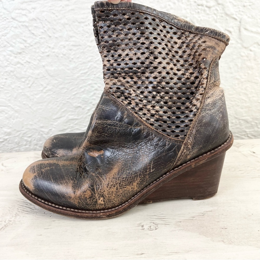 Bed Stu Leather Boots Distressed Brown Ankle Booties Perforated 8.5 Boho